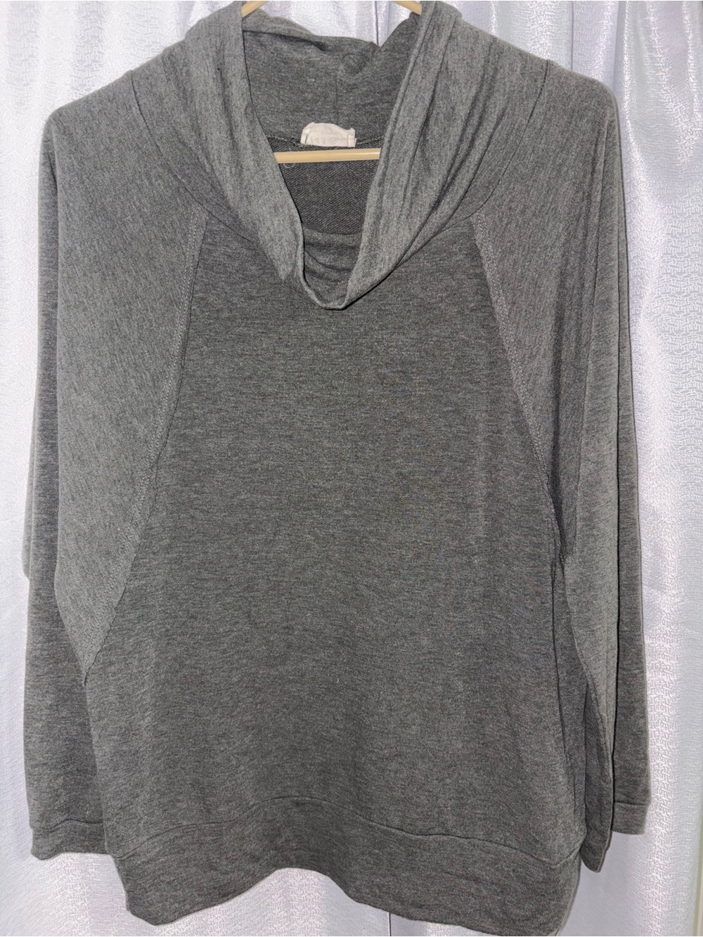 1.4.3. Story by Line Up Charcoal Gray Long-Sleeve Hooded Pullover